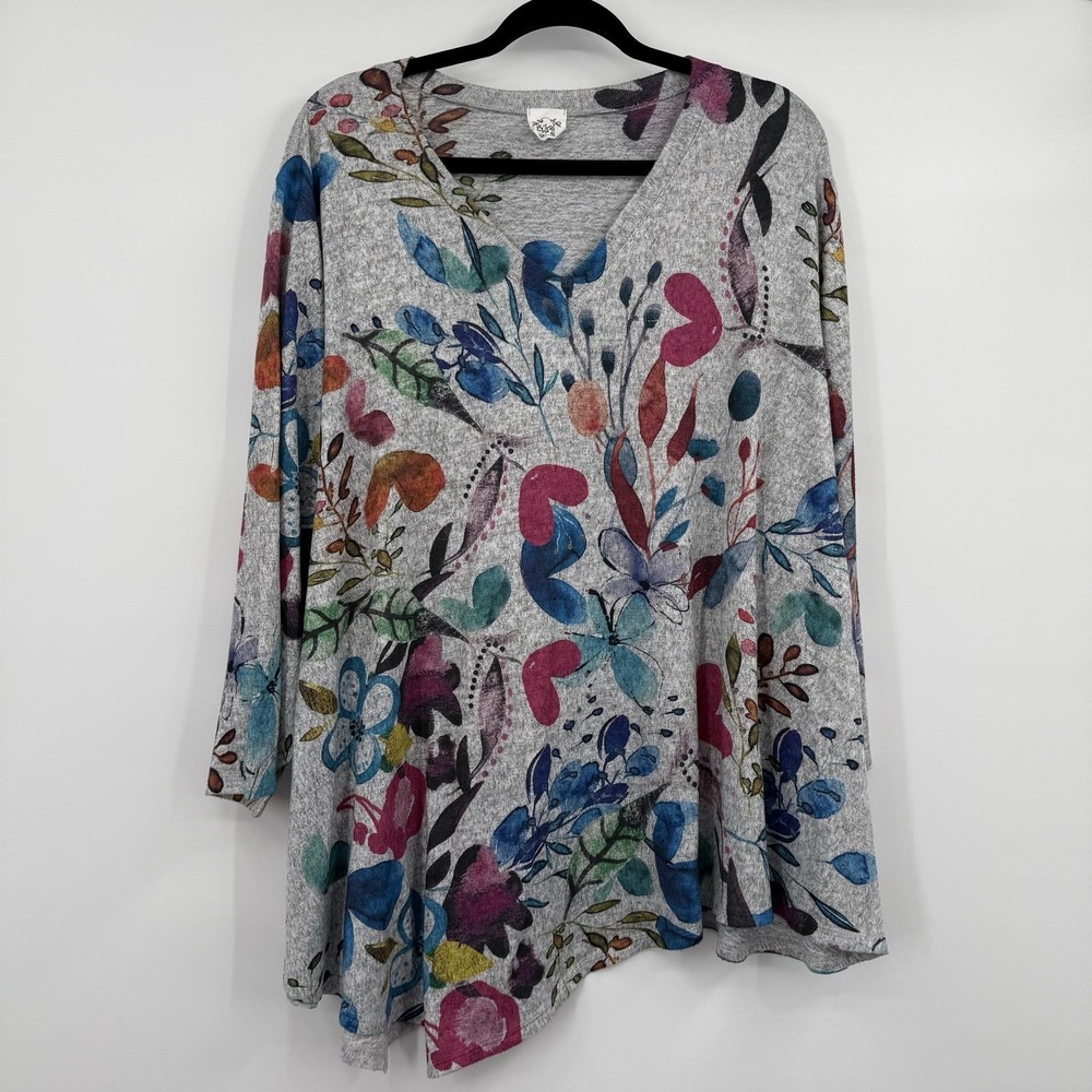 Et'Lois Tunic Shirt Top Womens 2X Gray Floral V-Neck 3/4 Sleeve Stretch